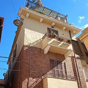 Ελέγξτε τη διαθεσιμότητα